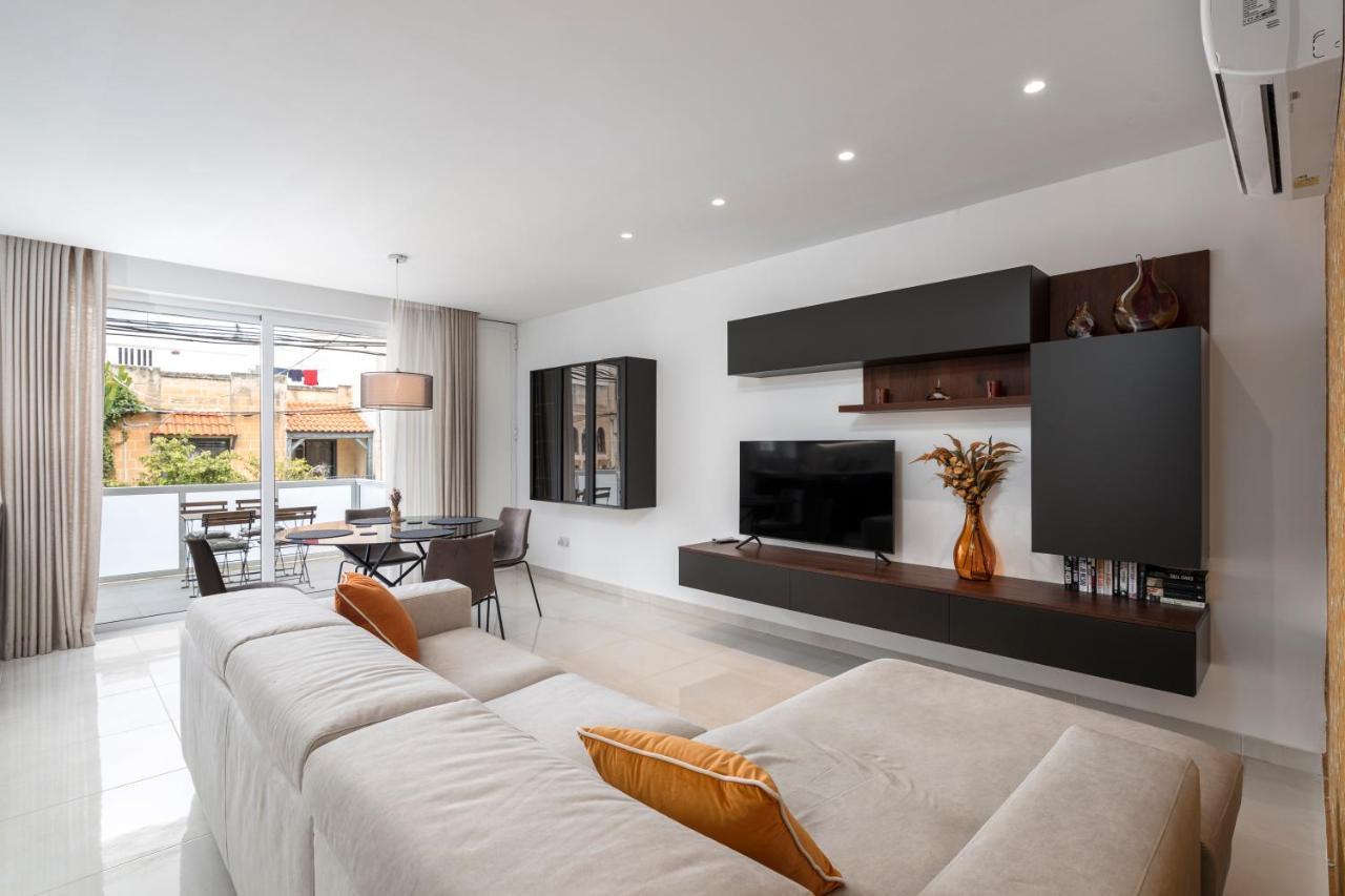 Modern 3Br Stylish Apartment With Large Balcony - Close To St Julians And St Georges Bay Is-Swieqi Luaran gambar