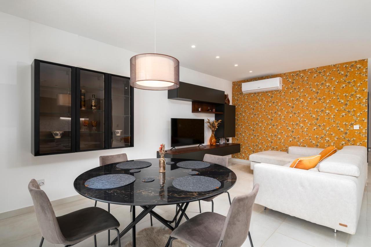 Modern 3Br Stylish Apartment With Large Balcony - Close To St Julians And St Georges Bay Is-Swieqi Luaran gambar